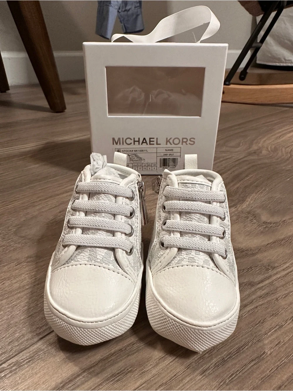 Michael Kors stylish michael
